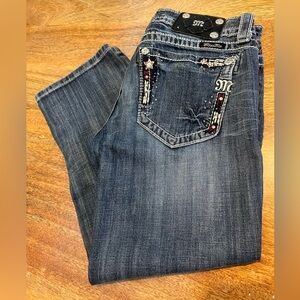 Miss Me Denim Capri Jeans with red white and blue accents. Size 28.
